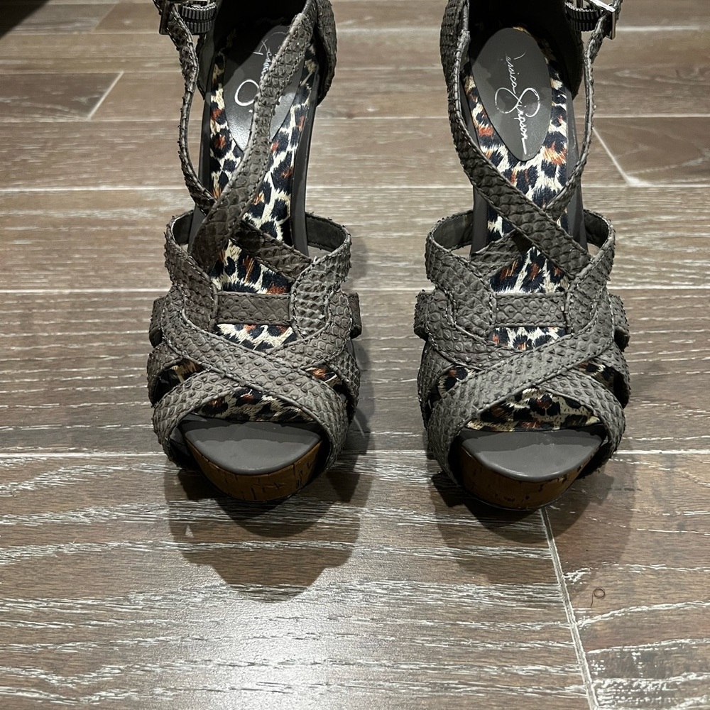 Jessica Simpson Gray Braided Platform Heels with Leopard Insole
